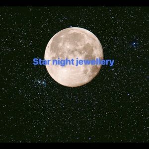 Meet your Posher, Astra and luna